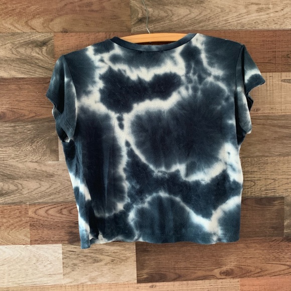 LA Hearts Crop Top - Picture 6 of 6